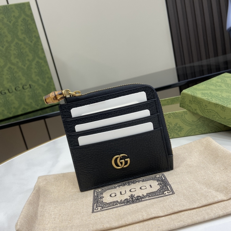 G*u*i wallets & purse